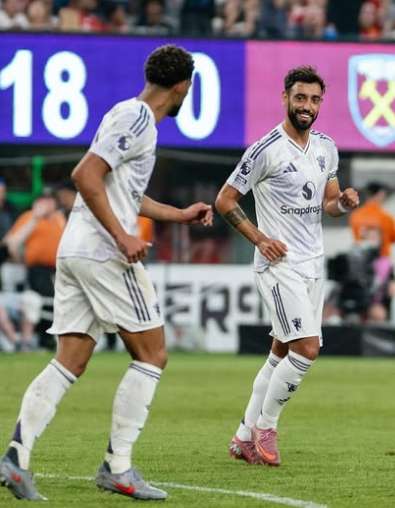 Manchester United Awali Tur Pramusim di AS dengan Kemenangan Atas West Ham, Bruno Fernandes Cetak Dua Gol