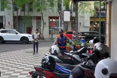 Wali Kota Surabaya Eri Cahyadi Ungkap Alasan Penataan Parkir TJU di Jalan Tunjungan
