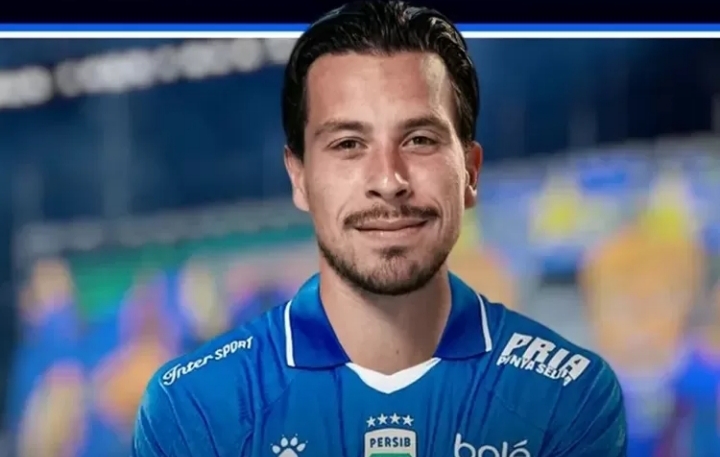 Dikontrak Persib Dua Musim, Thom Haye Pecahkan Rekor Pemain Termahal Liga 1?