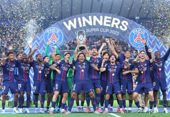 Luis Enrique Akui PSG Tak Pantas Menang Piala Super UEFA Usai Comeback Dramatis Kalahkan Tottenham