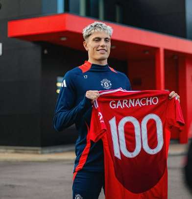 Ditebus dengan Mahar Rp 883,7 M, Garnacho Segera Berseragam Chelsea