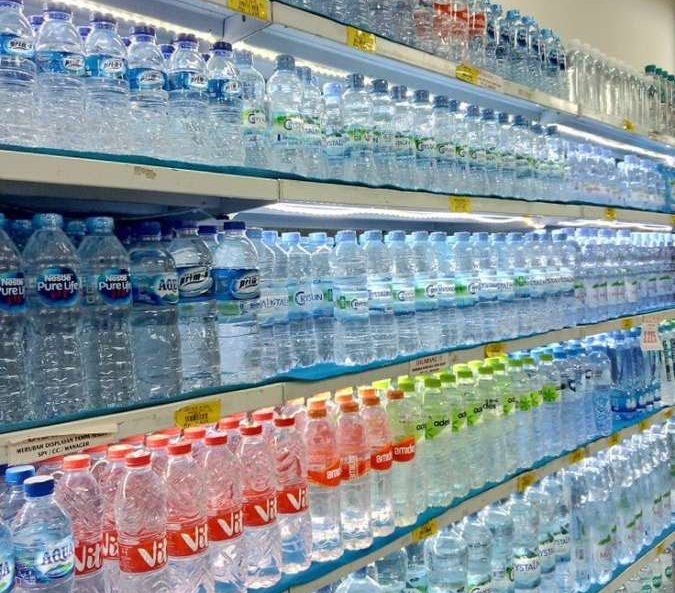 Prospek Bisnis AMDK: Produk “Receh” yang Digeluti Raksasa Consumer Goods
