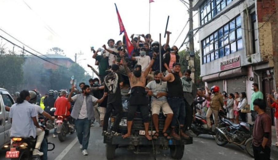 Rusuh Meluas, Nepal Tutup Bandara dan Seluruh Penerbangan Internasional Juga Domestik