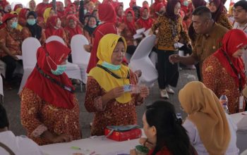 Surabaya Salurkan BLT DBHCHT 2025 Kepada 8.767 Penerima, Jadi Dukungan Sosial dan Modal Usaha Mandiri