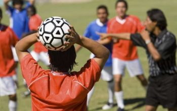 Lemparan Kedalam Jauh (Throw-in) Kini Jadi Tren Di Liga Inggris