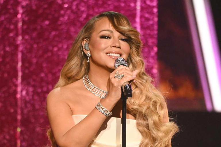 Keajaiban Lima Oktaf Mariah Carey di Sentul, Sungguh Memukau