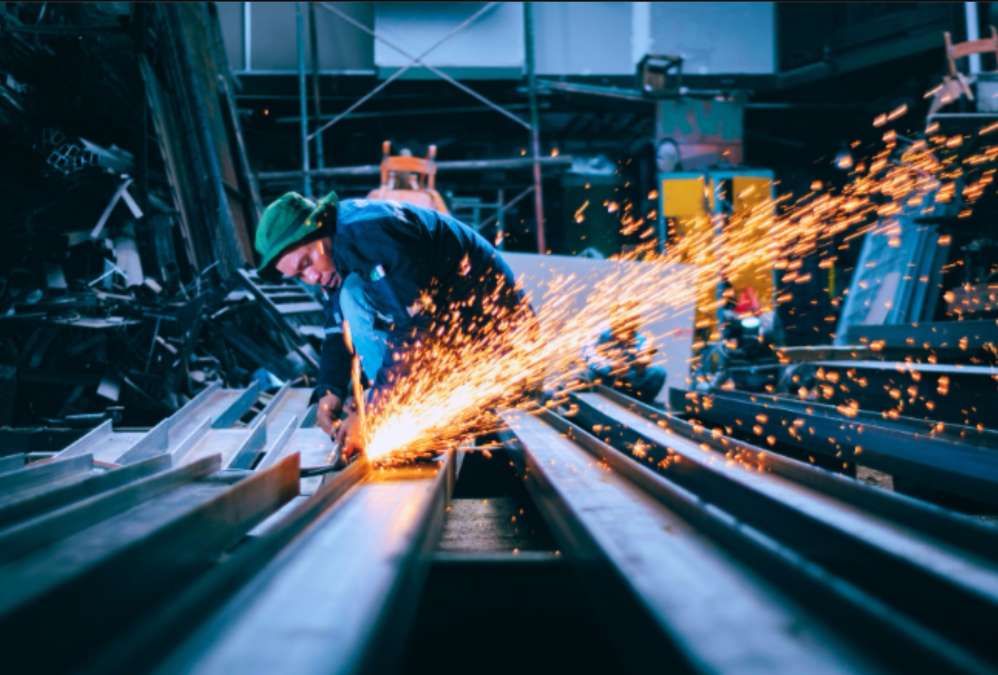Industri Manufaktur Indonesia Tumbuh 5,60% di Tengah Geopolitik Global, Jadi Penopang Ekonomi Nasional