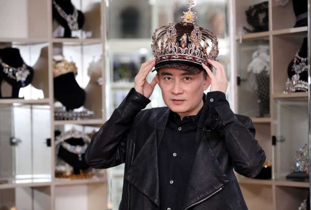 Rinaldy Yunardi, Desainer Aksesori Indonesia yang Karyanya Dipakai Selebritas Dunia
