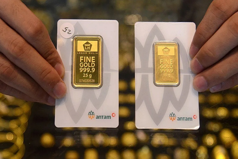 Harga Emas Kompak Naik di Pegadaian, Antam Tembus Rp2,4 Juta per Gram