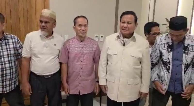 Dua Guru di Luwu Utara Akhirnya Dapat Rehabilitasi dari Presiden Prabowo