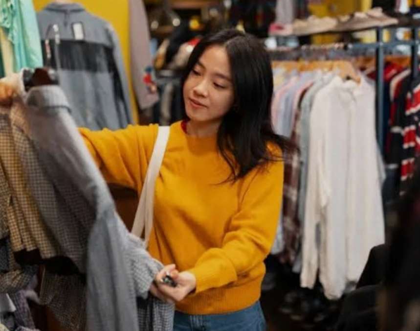 Pedagang Thrifting Siap Bayar Pajak, Purbaya Tak Peduli