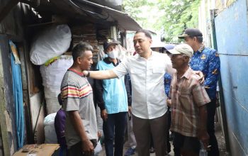 Eri Cahyadi Tegas! Zakat Warga Surabaya Harus Prioritaskan Kaum Miskin Lokal