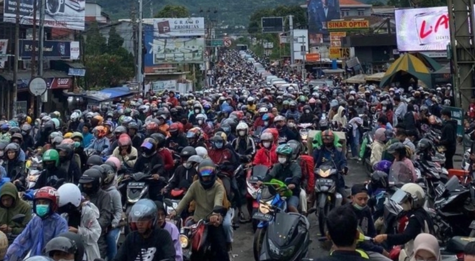 Hari Ini Puncak Liburan di Puncak Bogor