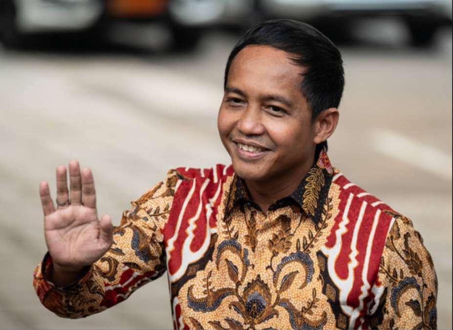 Raja Antoni Mengaku Tak Pernah Keluarkan Izin Eksploitasi Hutan