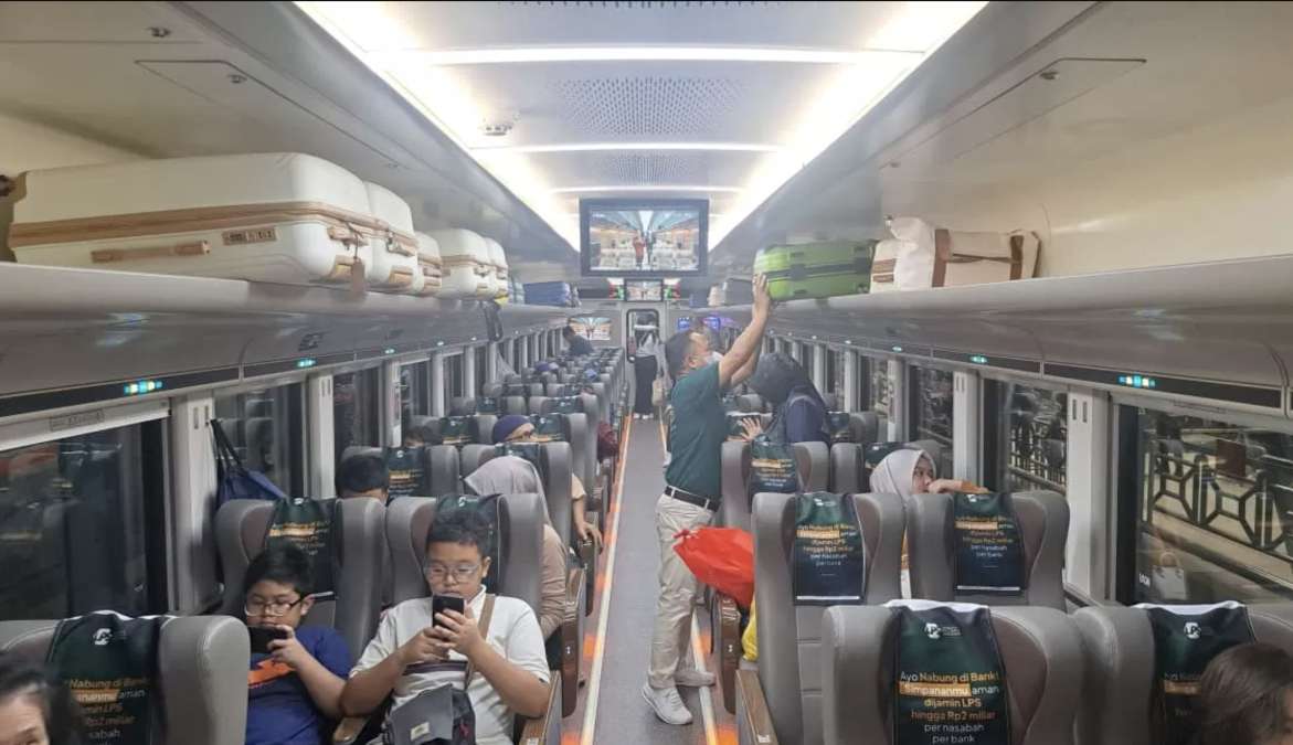 Angkutan Natal dan Tahun Baru 2025/2026, 10 Juta Lebih Penumpang Gunakan Transportasi Umum