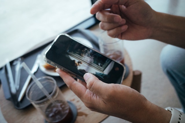 5 Kekurangan Anti Gores Spy di HP Android IPS