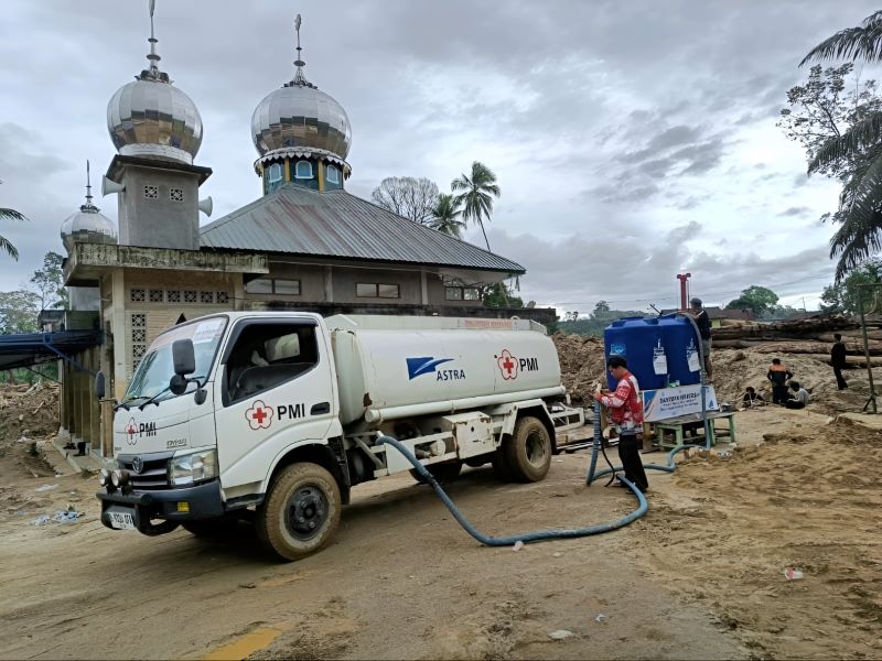 Nurani Astra Salurkan Bantuan Lanjutan untuk Korban Banjir dan Longsor di Sumatra