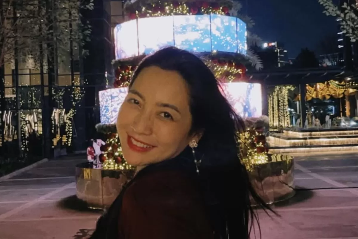 Ancaman Tak Hentikan Hesti Purwadinata Dukung Aurelie Moeremans