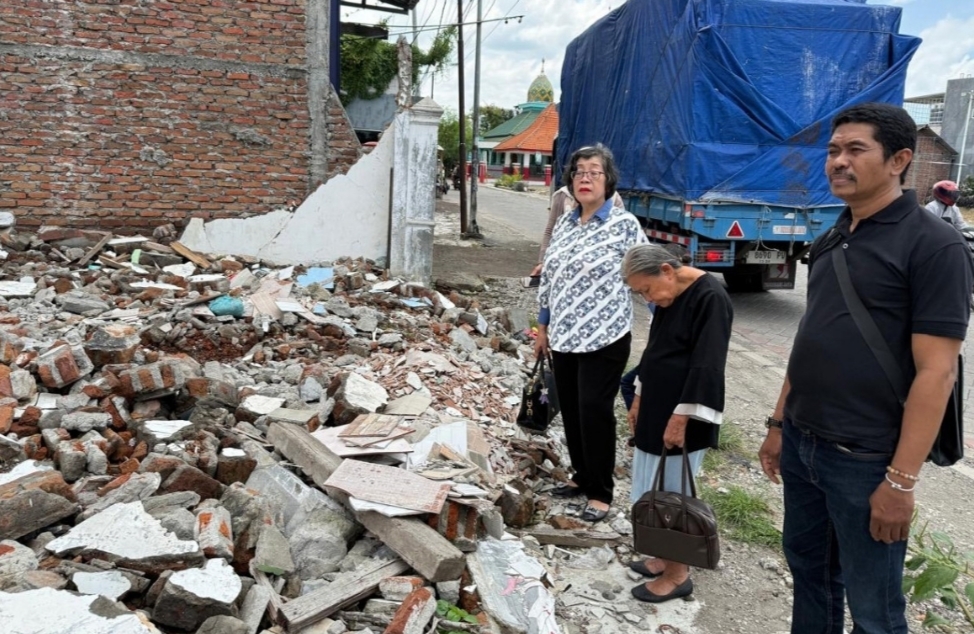 Nenek Elina Laporkan Polsek Lakarsantri Ke Propam Polda