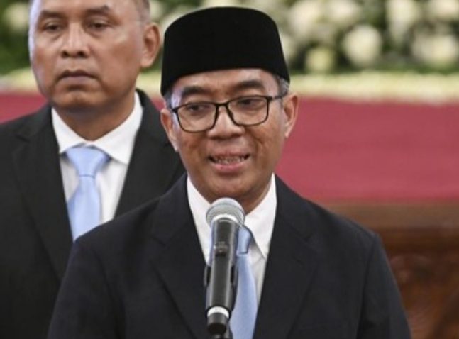 Percepat Gelar Guru Besar, Mendiktisaintek Luncurkan Skema 6-7-8