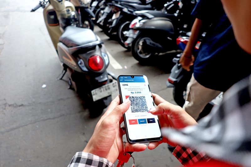 Gaspol Digital! Pemkot Surabaya Resmi Terapkan Parkir Nontunai di Zona 1
