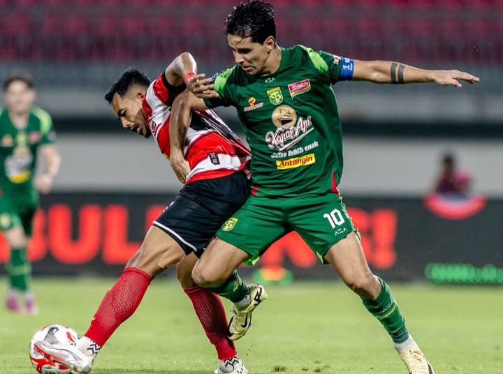 Gol Tunggal Bruno Moreira Antar Persebaya Tembus Lima Besar