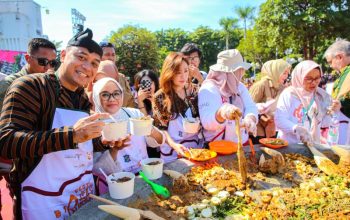 Festival Rujak Uleg dan Parade Bunga Surabaya Vaganza Masuk KEN