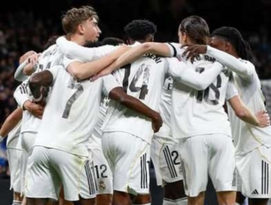 Alexander-Arnold Bersinar, Arbeloa Sebut Madrid Beruntung Punya Bek Cerdas Ini