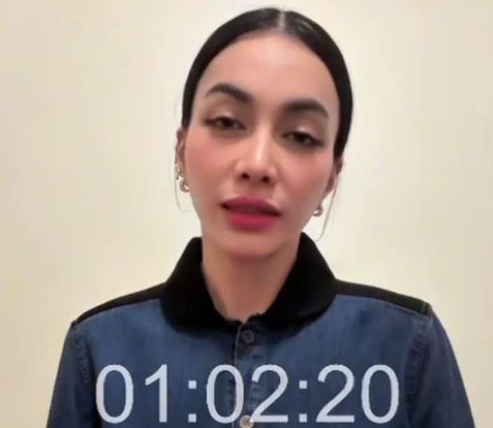 Denada Akhirnya Mengakui Ressa Rizky Rossano Sebagai Anak Kandung