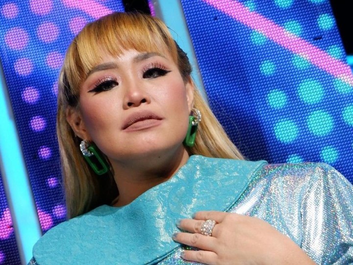 Pinkan Mambo Bikin Konser Dadakan di Tepi Jalan, Tuai Pro dan Kontra