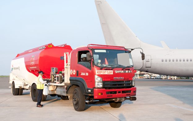 Pertamina Obral Diskon Avtur 10 Persen di 37 Bandara, Tiket Pesawat Diharapkan Melandai
