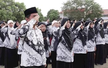 Pemerintah Naikan Kesejahteraan Guru Honorer dan Guru ASN