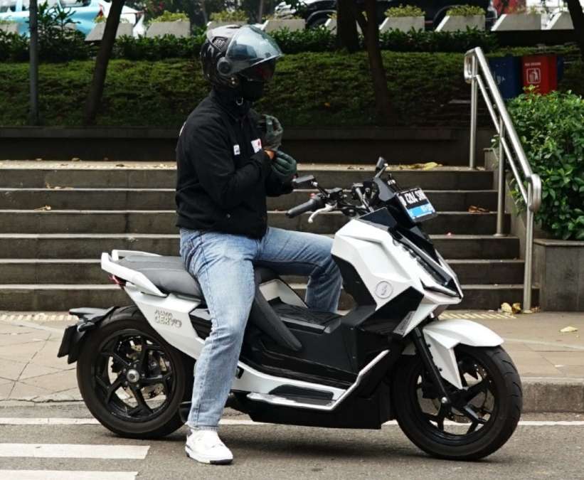 Selat Hormuz Ditutup, Siap-Siap Pakai Motor Listrik, Pemerintah Lakukan Percepatan Konversi