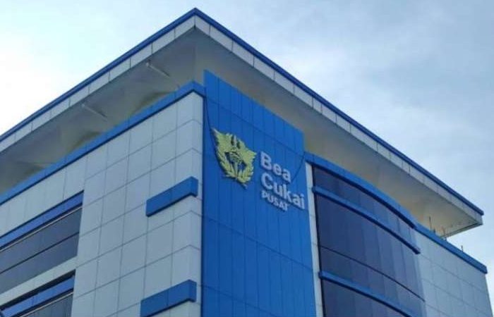 Penerimaan Bea Cukai Februari 2026 Turun 14,7%, Pemerintah Naikkan Tarif Ekspor CPO