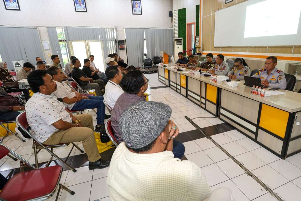 Pacu Digitalisasi Perparkiran, Dishub Surabaya Gandeng APH dan Peruri Sosialisasikan Voucher Parkir