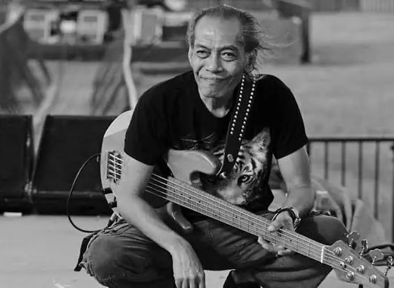 Dunia Musik Berduka: Maestro Bass God Bless, Donny Fattah, Tutup Usia