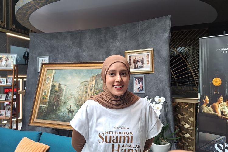 Comeback ke Dunia Akting, Fairuz A. Rafiq Akui Harus Belajar dari Awal Lagi