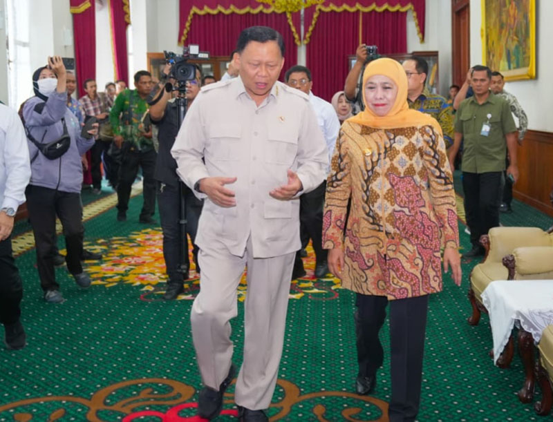 Ditarget Rampung 15 Tahun, Khofifah Dukung Proyek Giant Sea Wall di Pantura Jatim