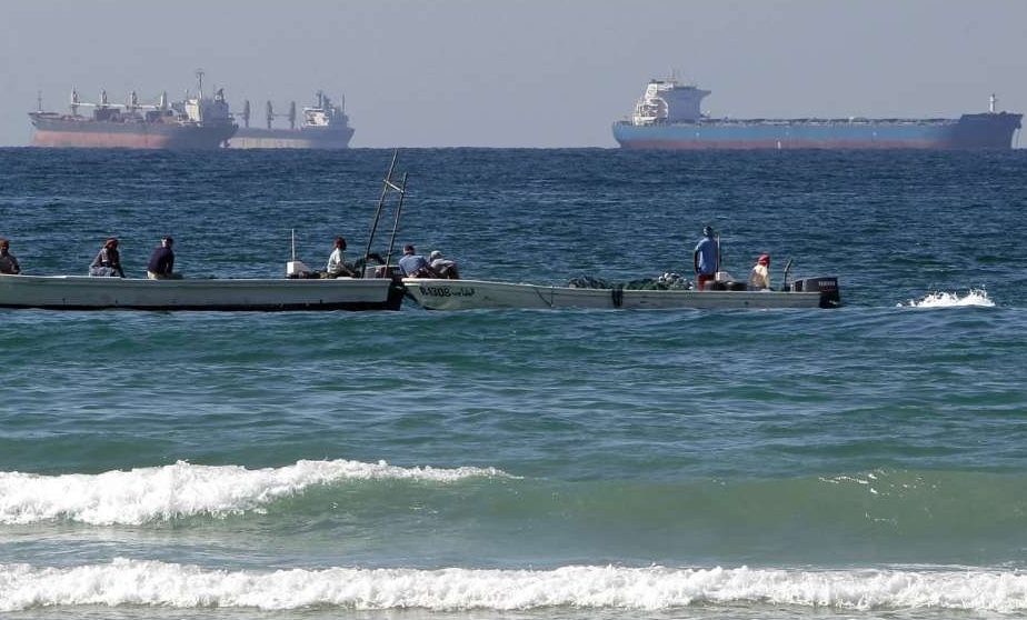Baru Beberapa Jam Dibuka, Selat Hormuz Ditutup Lagi, Ini Penyebabnya