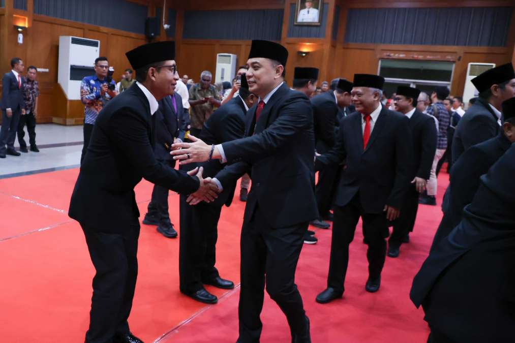 Lantik 78 Pejabat Baru, Eri Cahyadi Minta Loyalitas ASN Surabaya Hanya untuk Rakyat