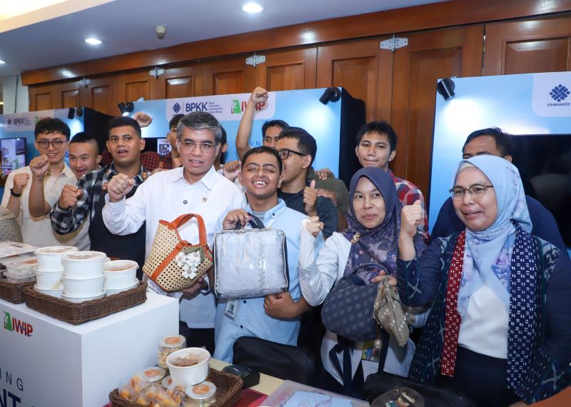 Kemnaker Resmikan Talent and Innovation Hub di Bekasi, Dorong Talenta Jadi Pencipta Lapangan Kerja