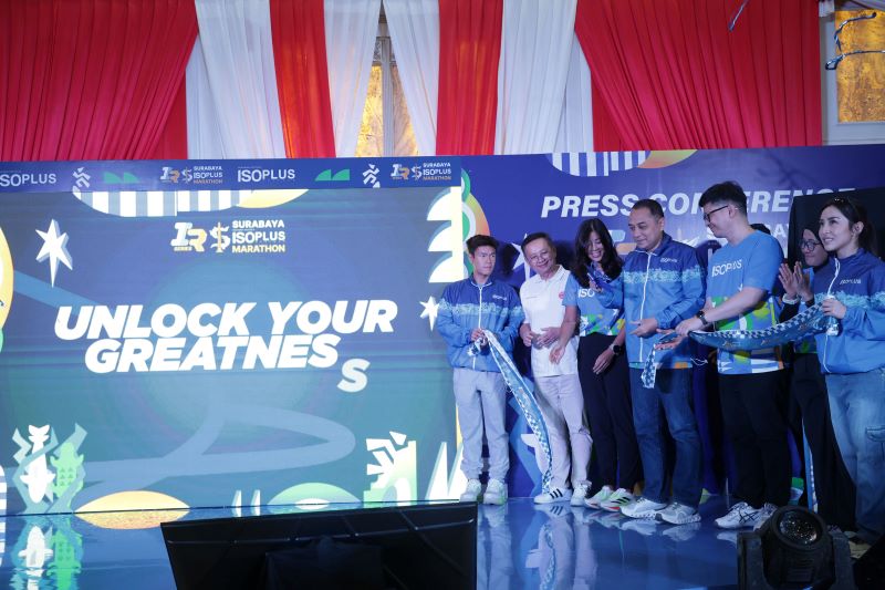 ISOPLUS Marathon 2026 Resmi Digeber, Eri Cahyadi Target 10 Ribu Pelari Genjot Ekonomi Surabaya