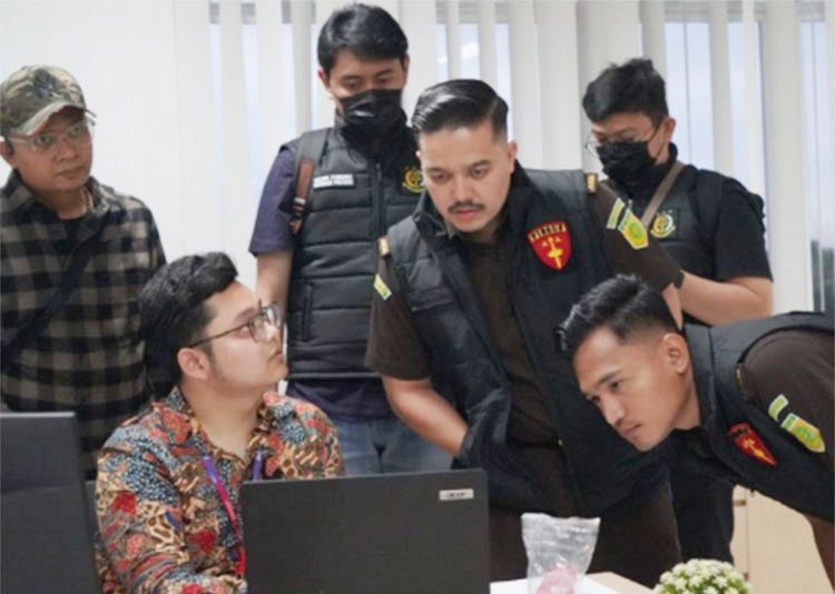 Kredit Fiktif Berkedok Joki KPR: Ketika Data Ojol dan PKL Ditumbalkan Demi Tilap Rp 707 M