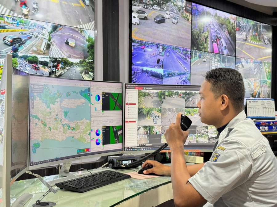 Surabaya Menuju World Class Smart City: Revolusi SITS dan Integrasi Digital dalam Genggaman Warga
