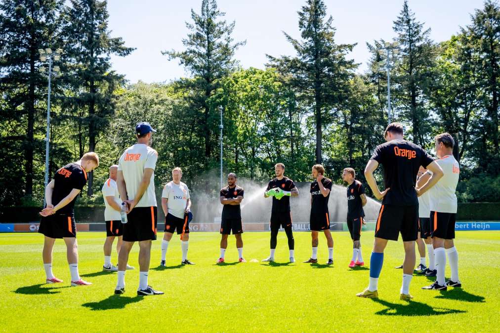 Kejutan Skuad Belanda di Piala Dunia 2026: Koeman Coret Bintang Liverpool, EPL Mendominasi dengan 15 Pemain