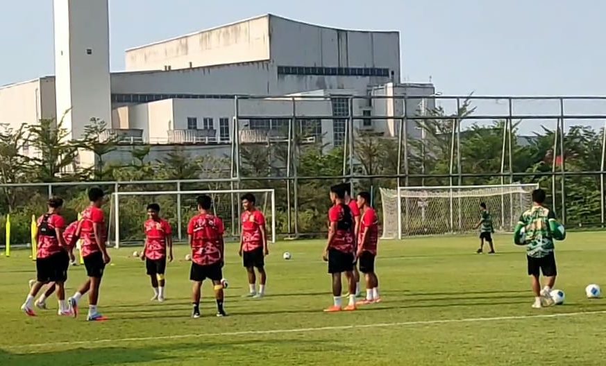 Bernardo Tavares Siapkan Rotasi Pemain saat Persebaya Bentrok Lawan Persija di Piala Presiden, Shin Tae-yong Akui Persiapan Belum Ideal
