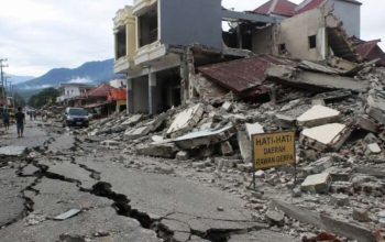 Menkomdigi Pastikan BTS di Wilayah Gempa NTT Tercover dengan Baik