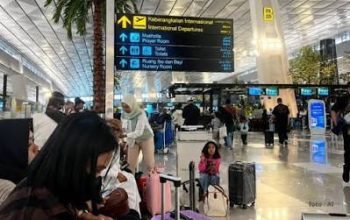 Erupsi Gunung Anak Krakatau Lumpuhkan Bandara Soetta: 764 Penerbangan Terdampak, Ribuan Penumpang Tertahan