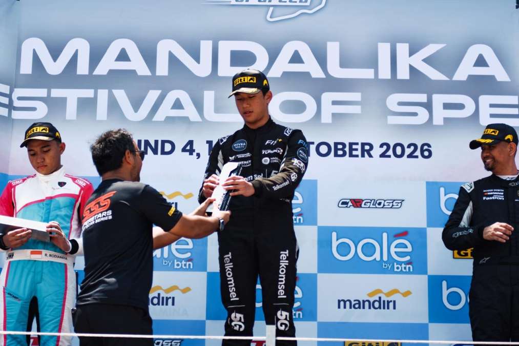 Nadeem Rustombi Kunci Gelar Juara Superstars Sportscar Series 2026, Rocket Racing Bali Ukir Prestasi di Mandalika